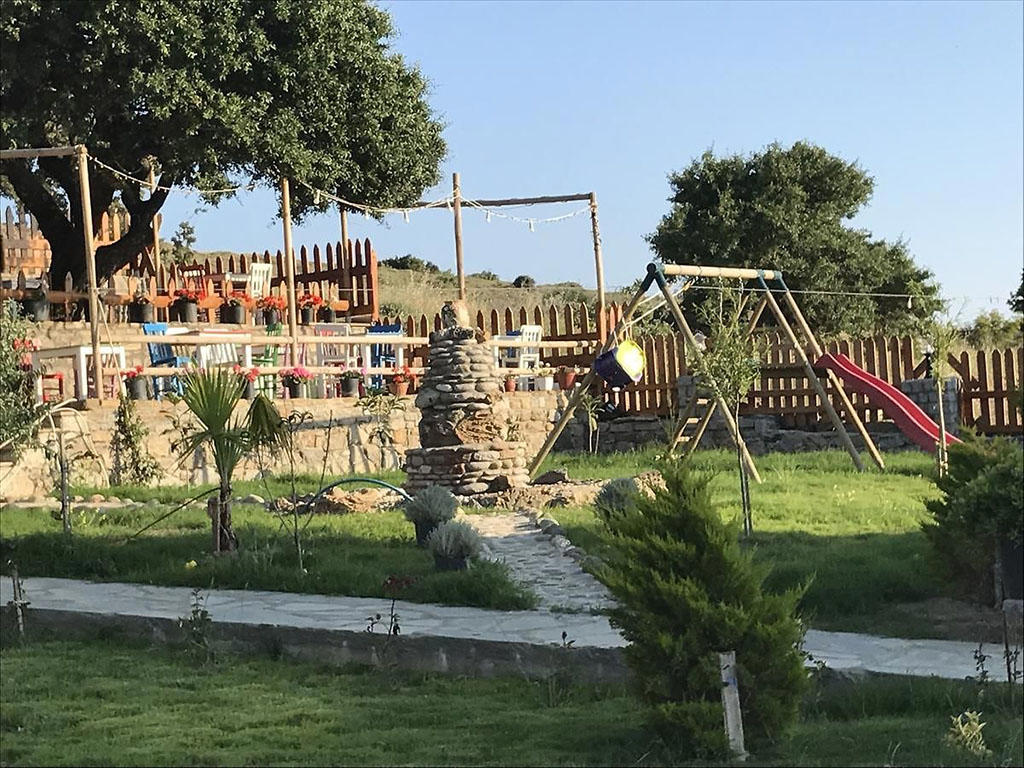 Laz Koyu Pansiyon