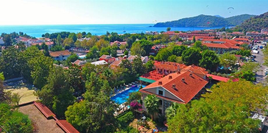 Perdikia Beach Hotel