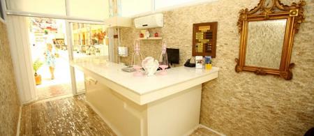 S3 Orange Exclusive Hotel