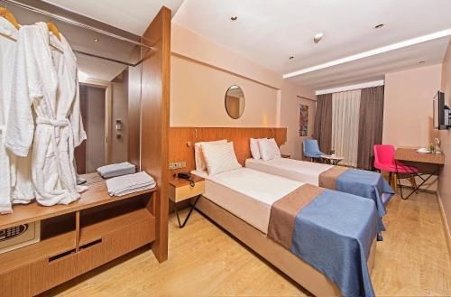 Redmont Hotel