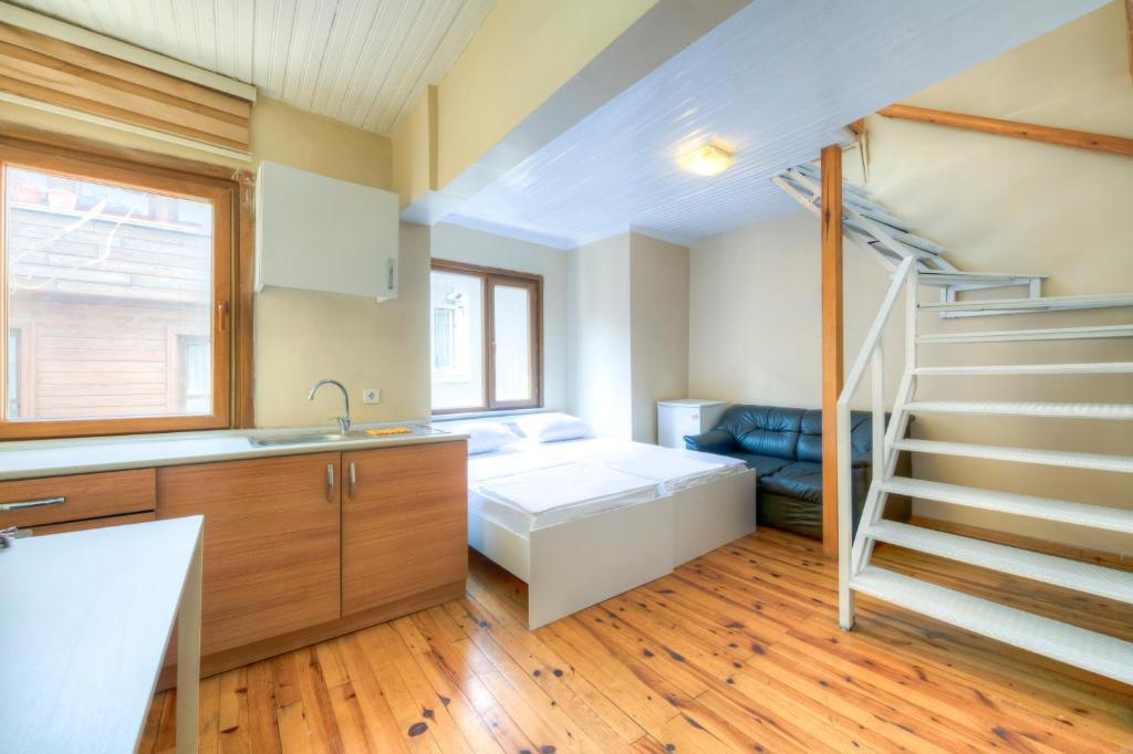 Sms Apart Hotel