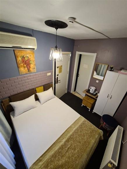 Retro Suites