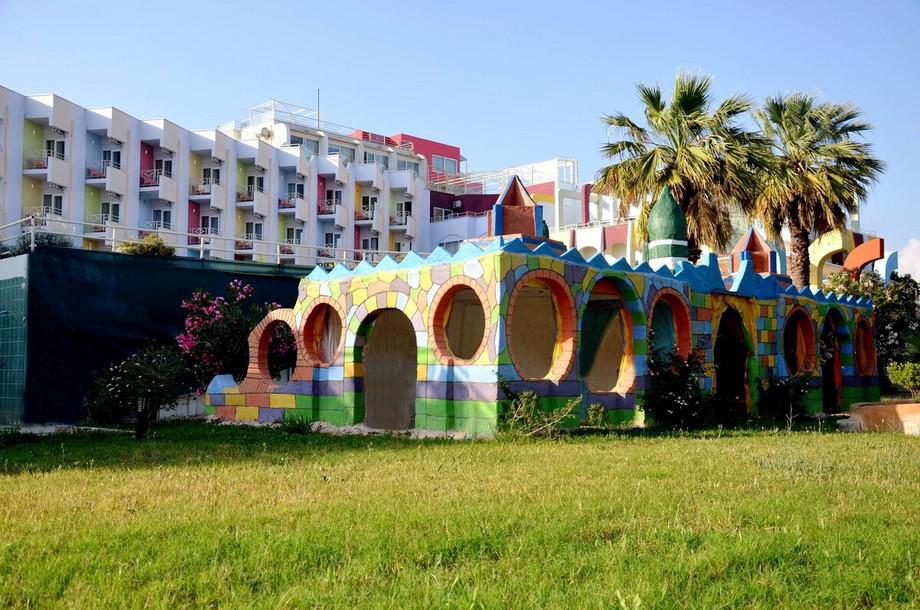 Orient Resort