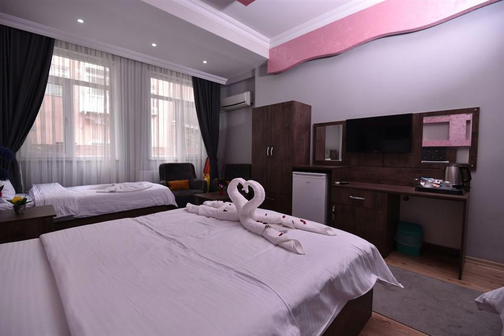 Rays Hotel
