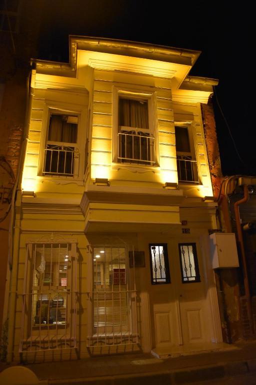 Enderun By Otantik Suites