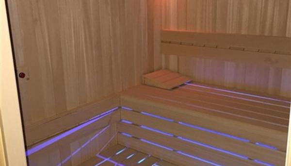 Leader Mansion Hotel & Sauna