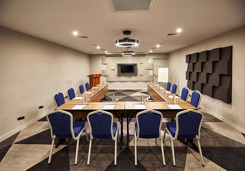 Holiday Inn Express İstanbul - Atakoy Metro