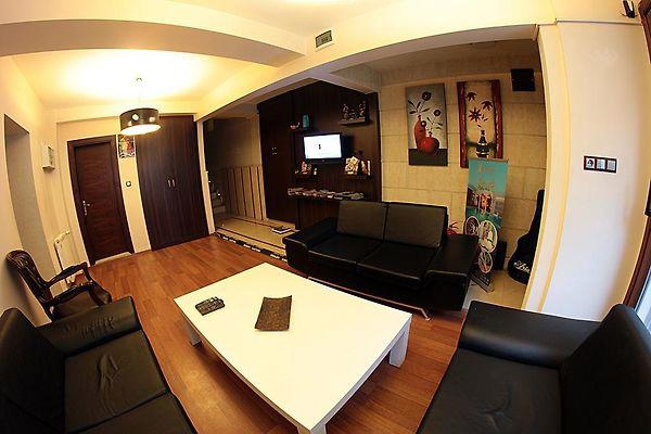 Full House Residence
