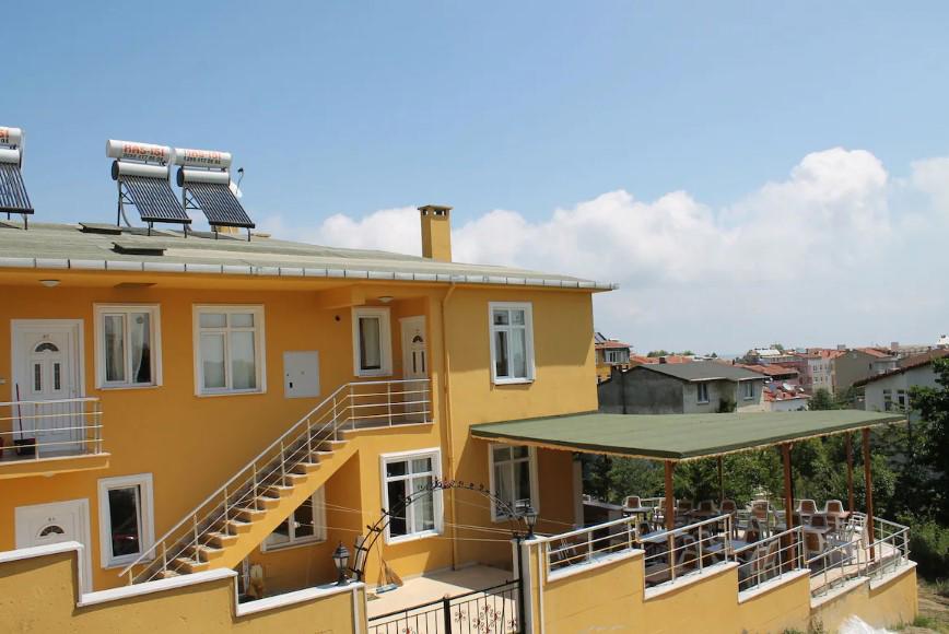 Sarıevler Doğa Turizm Tesisi