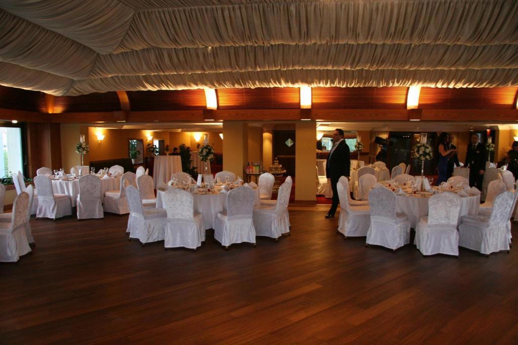 Büyükhanlı Park Hotel & Residence