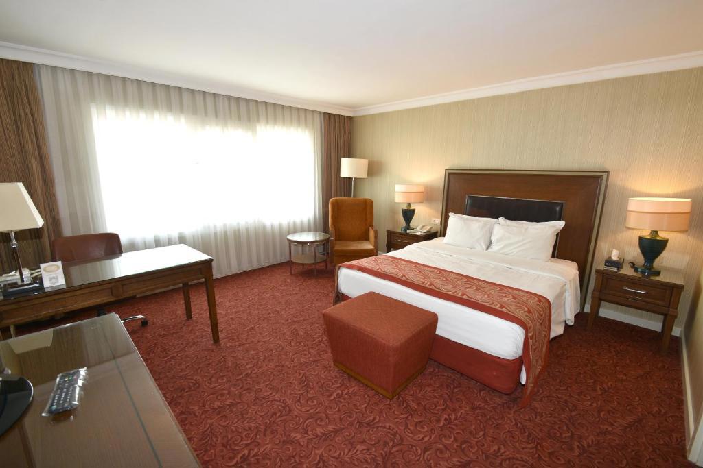 Büyükhanlı Park Hotel & Residence