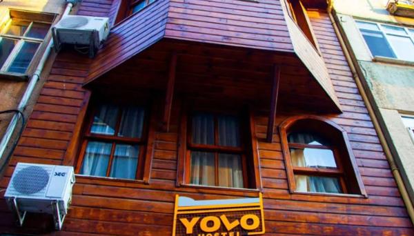 Yolo Hostel