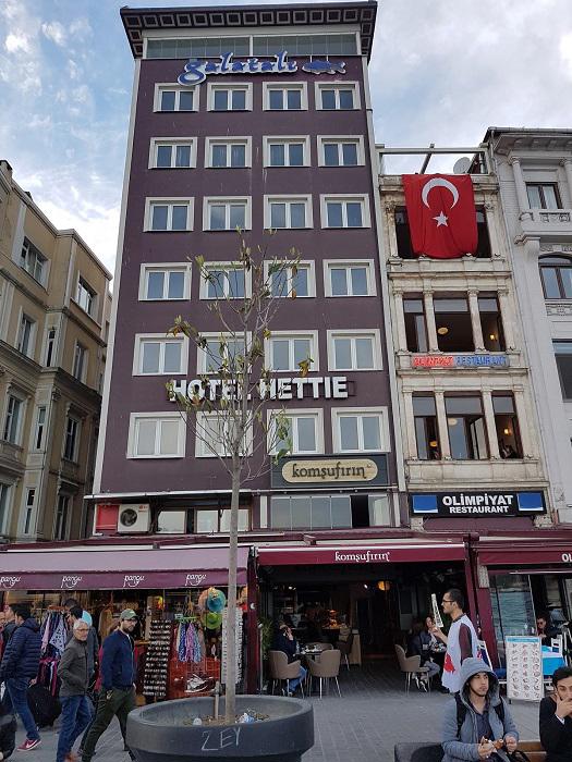 Hettie Hotel