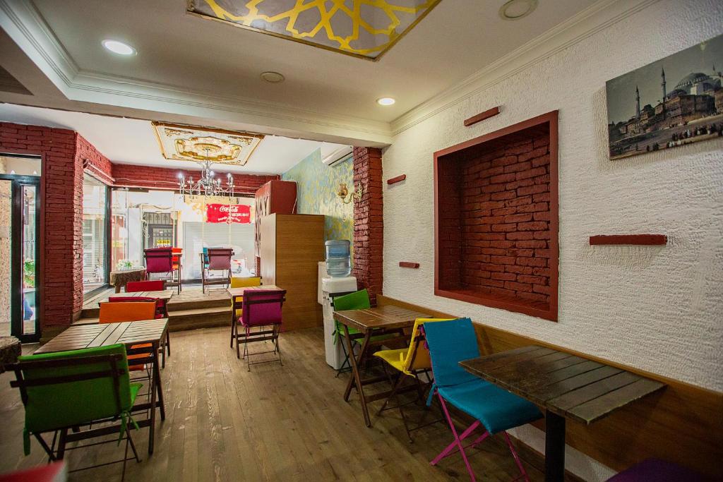 Royal Family Hotel