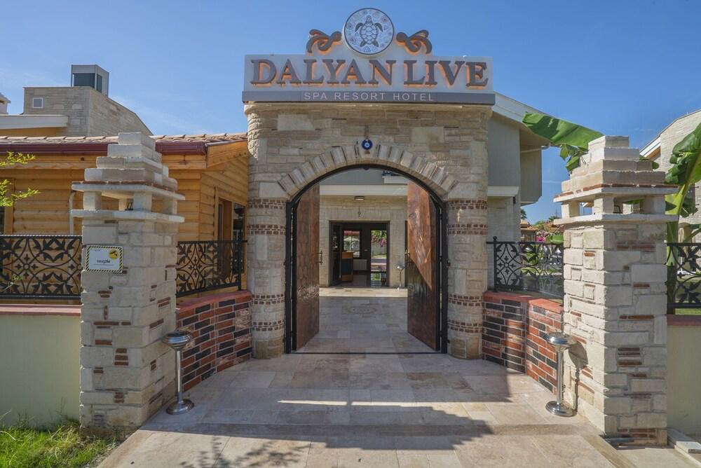 Dalyan Live Spa Resort Hotel