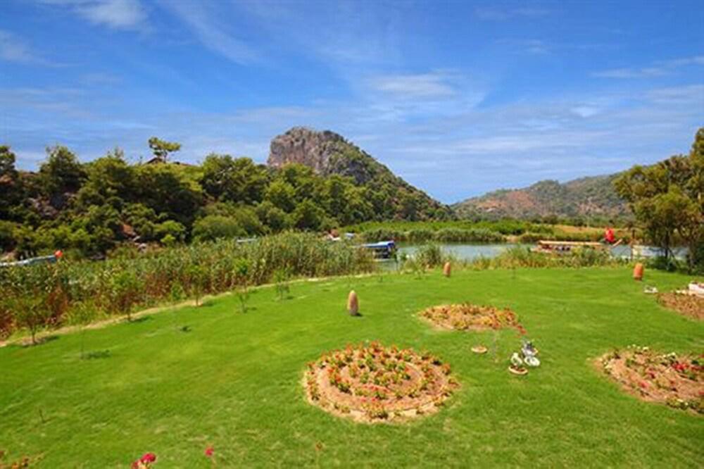 Dalyan Resort