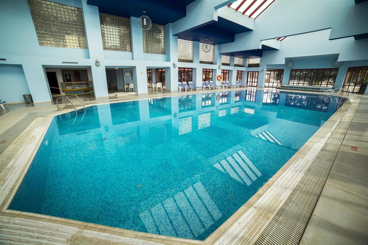 Patalya Lakeside Resort Hotel