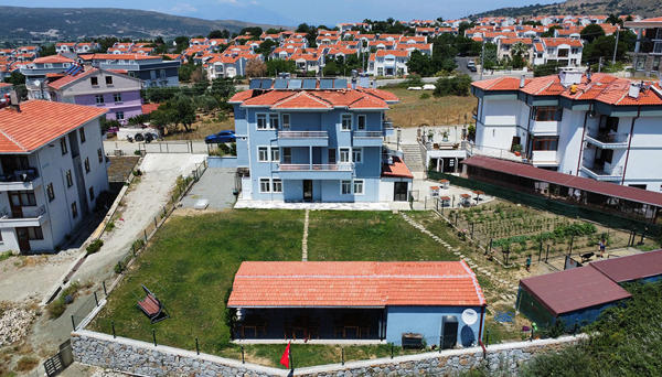 Parli Hotel