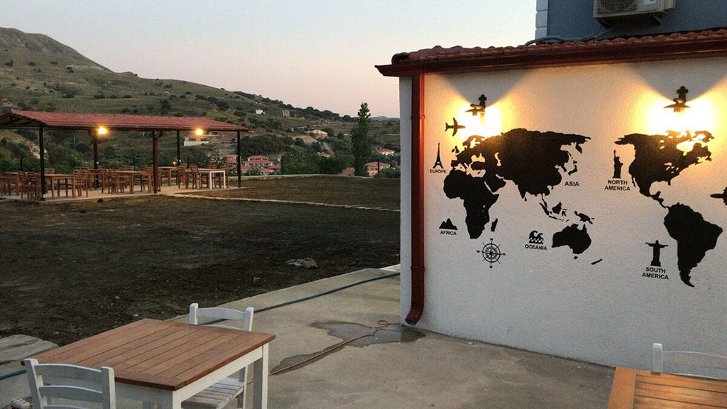 Parli Hotel