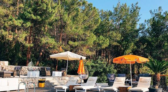 Rocas Roja Camping