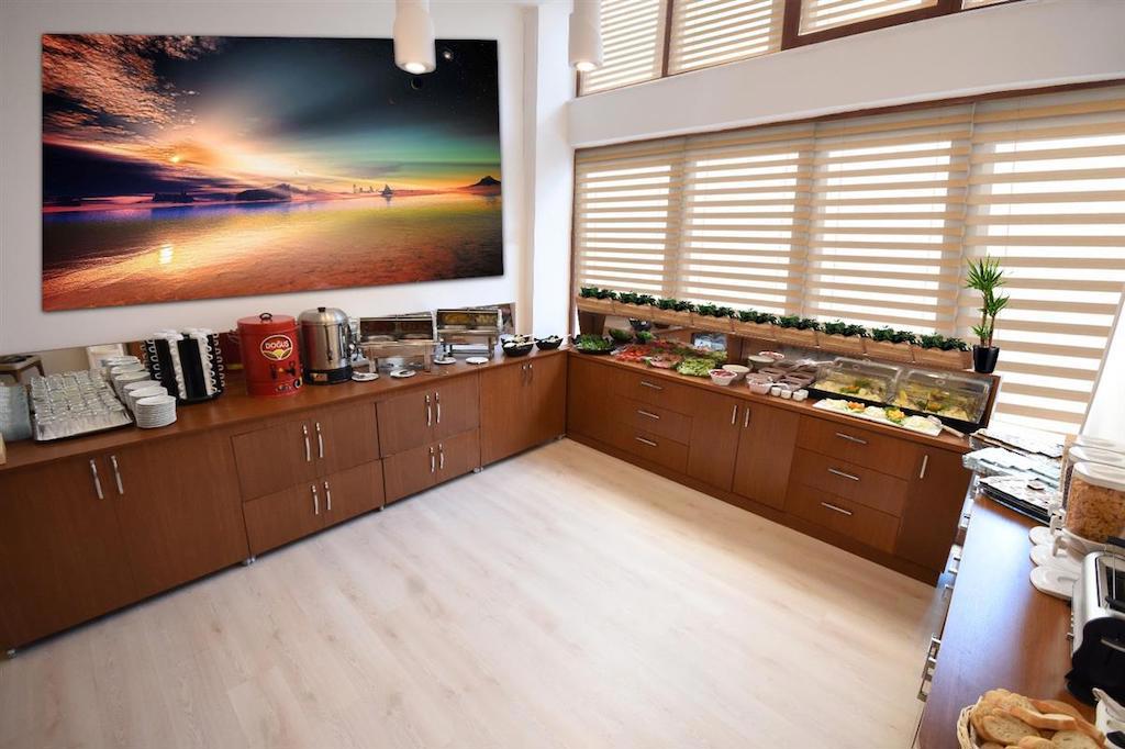 Parion House Hotel
