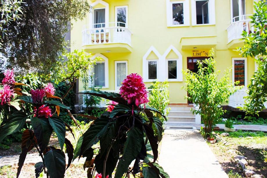 Limon Hotel