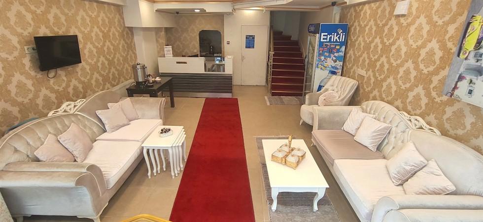 Şah Hotel
