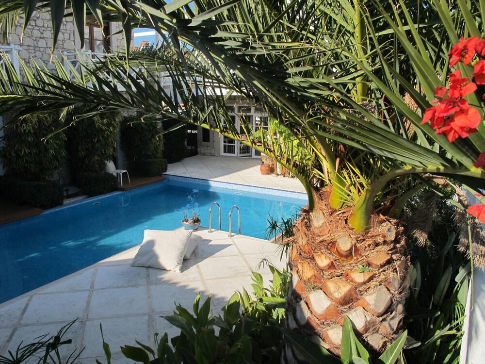 Alenos Boutique Hotel