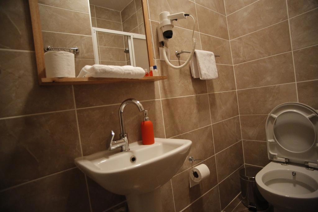 Puffin Suites & Rooms