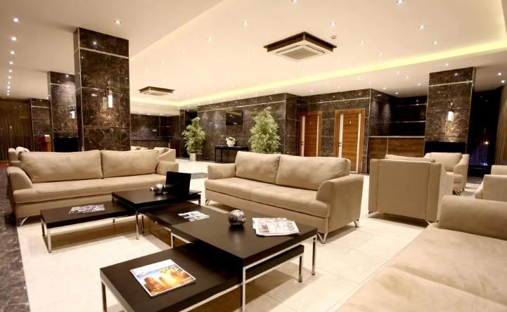 Grand Pietra Hotel