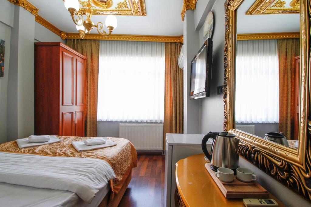 Boutique California Hotel