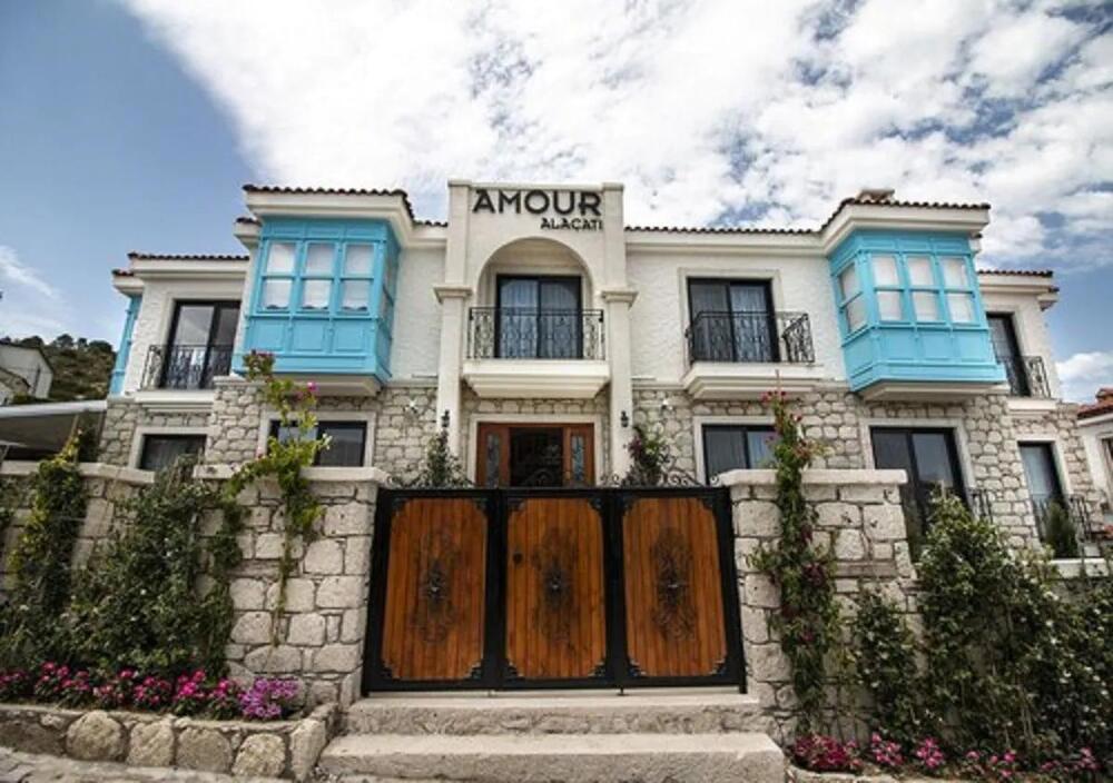 Amour Alaçatı