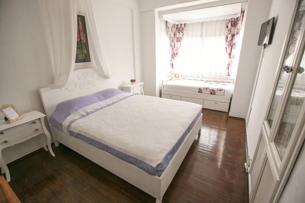 Aisem By Hire Alaçatı