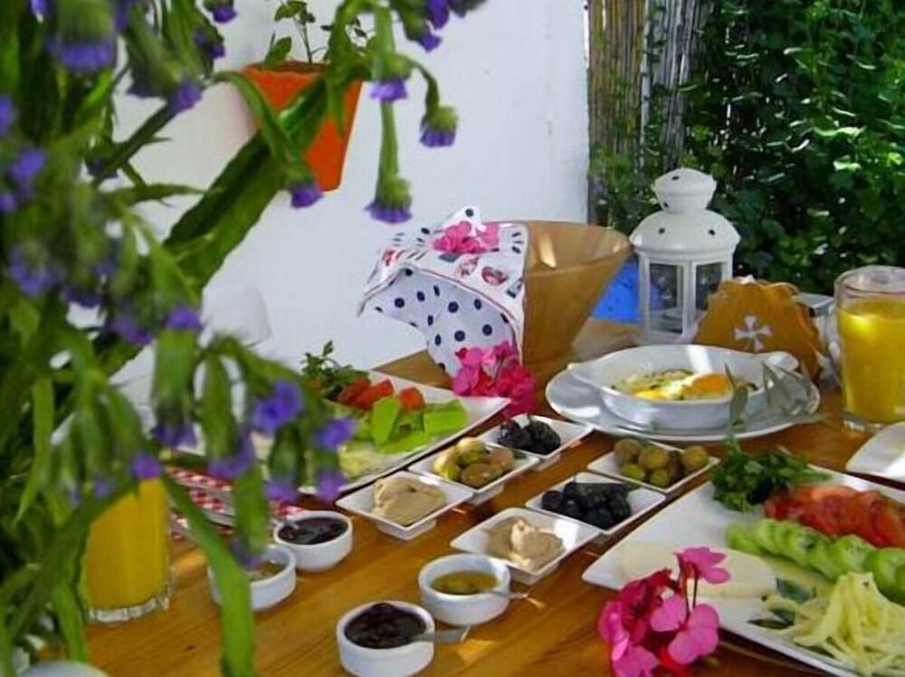Temuçin Otel