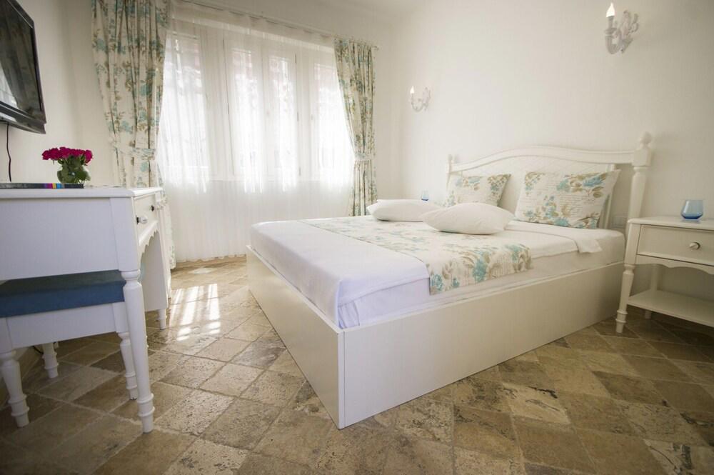 Alya Rüzgari Otel