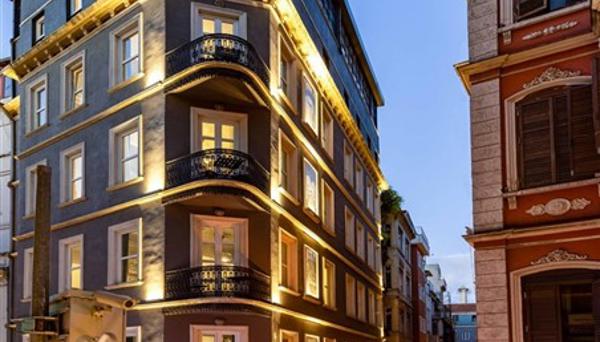 Petros Hotel