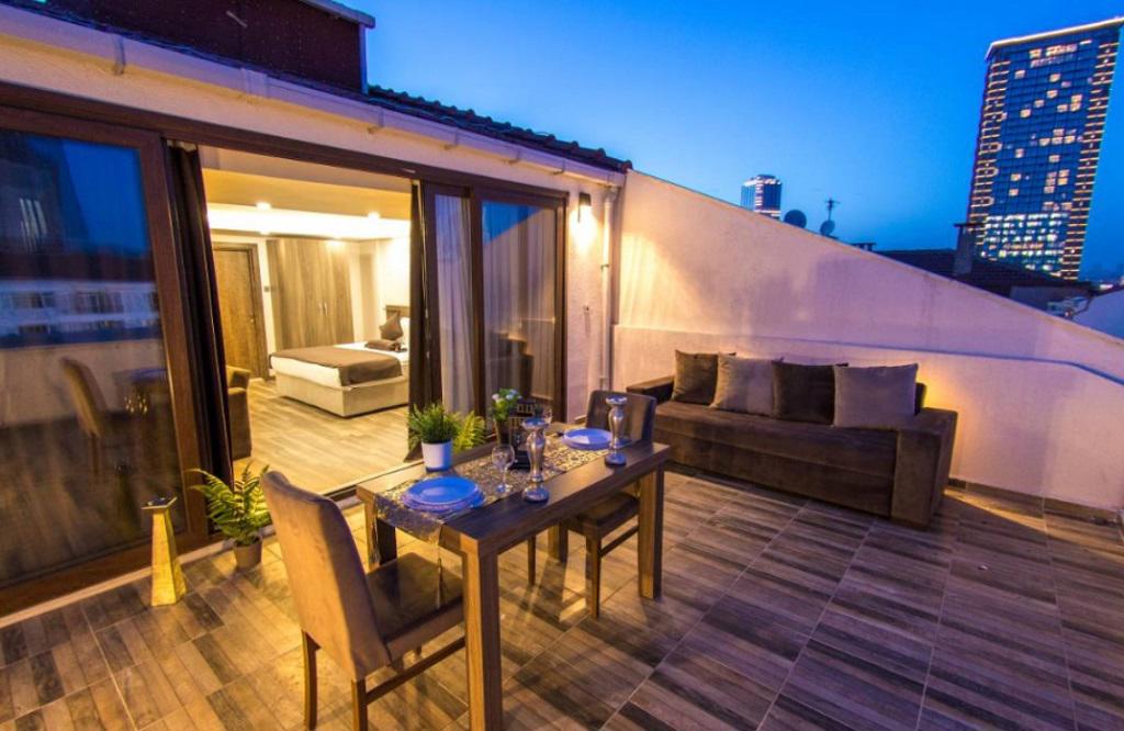 A Palace Luxury Apartments&Suites