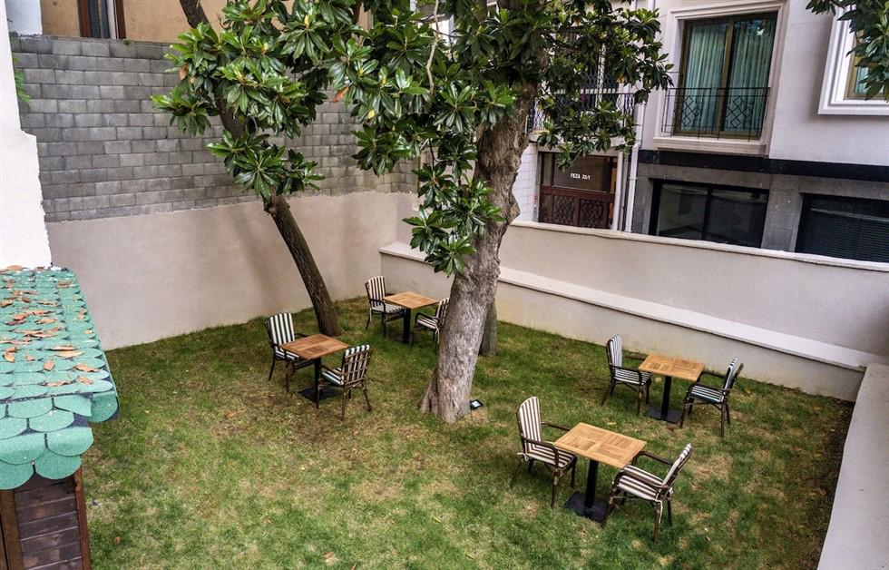 Element Garden Hotel