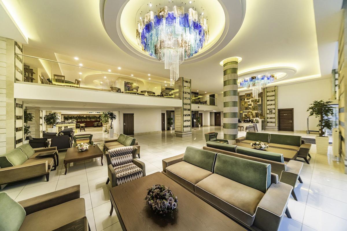 Rox Hotel Istanbul