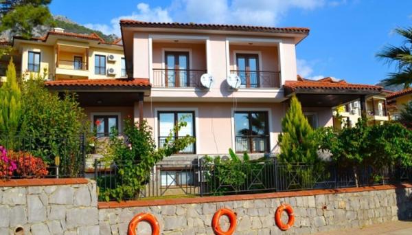 Villa Olive by Villa Safiya