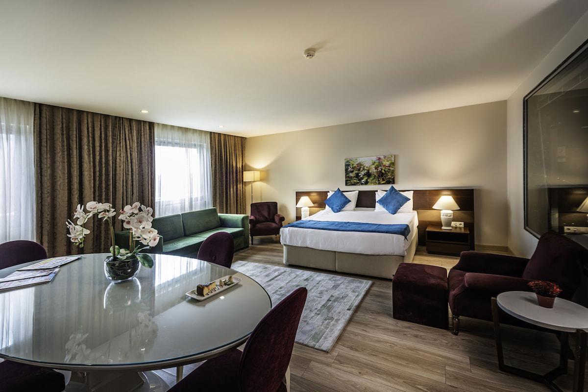 Rox Hotel Istanbul