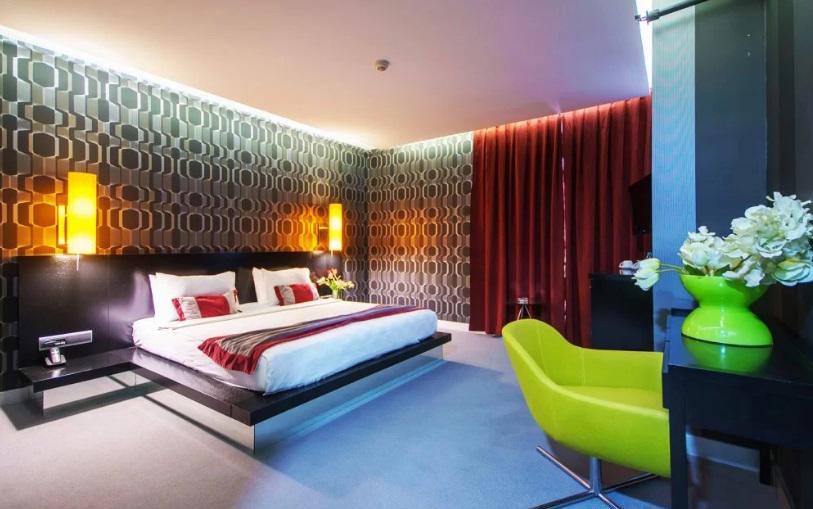 Vernazza Suites Hotel