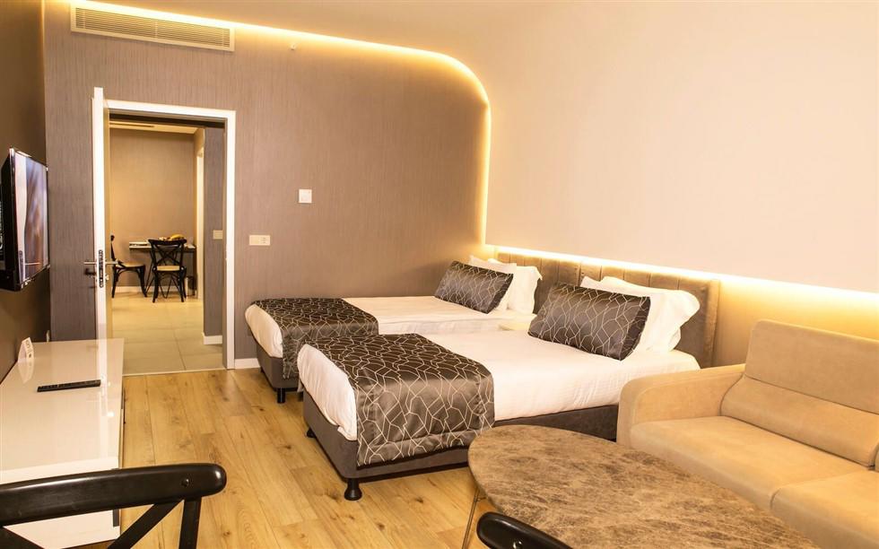 Elm Suite Hotel