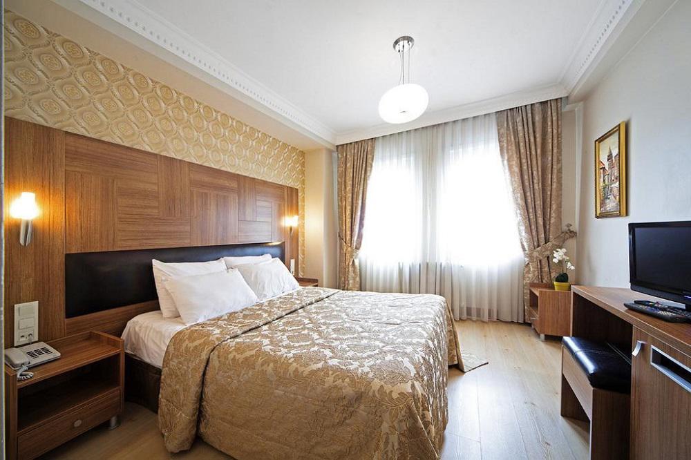 Elasophia Hotel