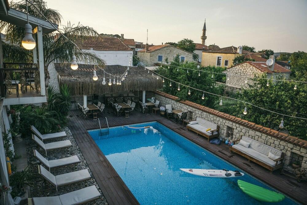 Nobela Yalcinkaya Hotel