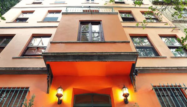 House Mola Galata
