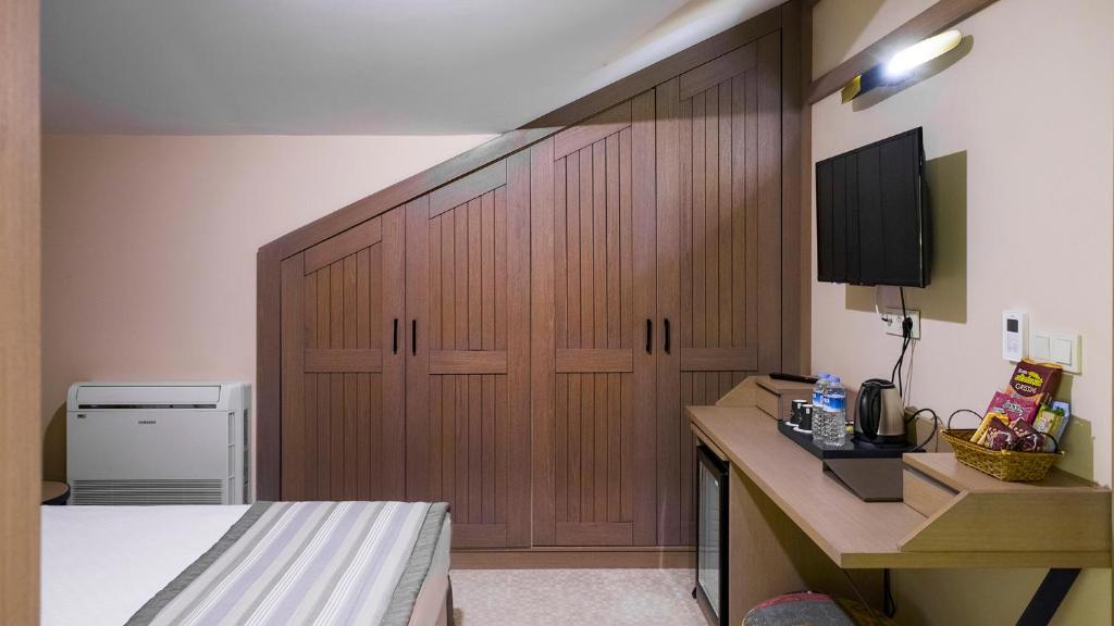 Mata Boutique Hotel