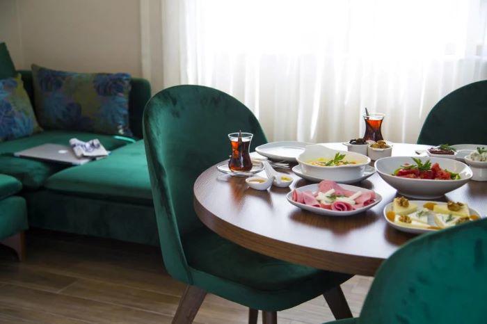 Maxuite Hotel In Home