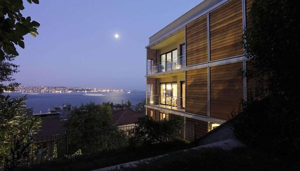 Deris Bosphorus Lodge