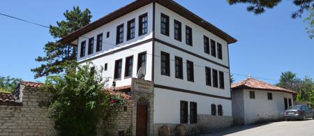 Dibekönü Konak